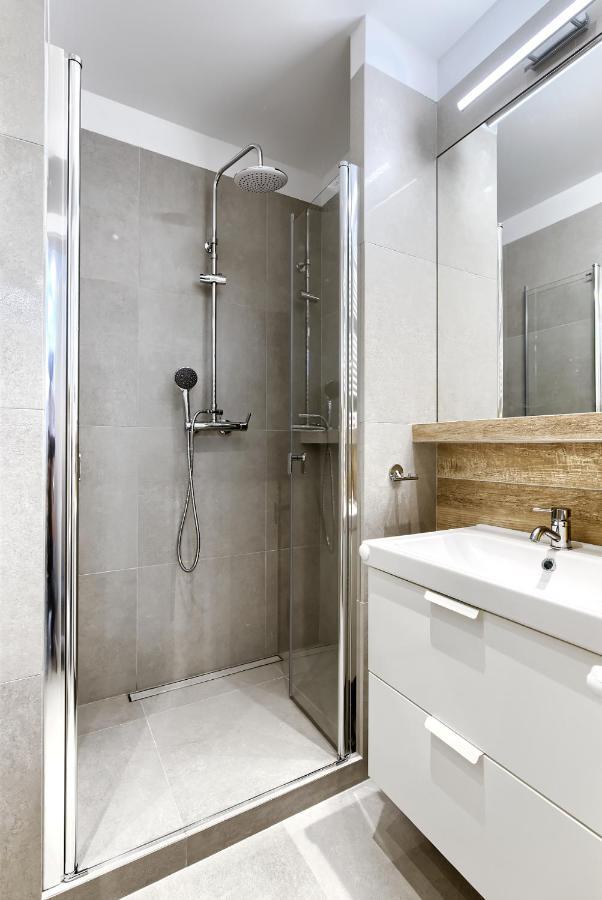 City Centre Modern Apartment Poznan Free Parking Exterior photo